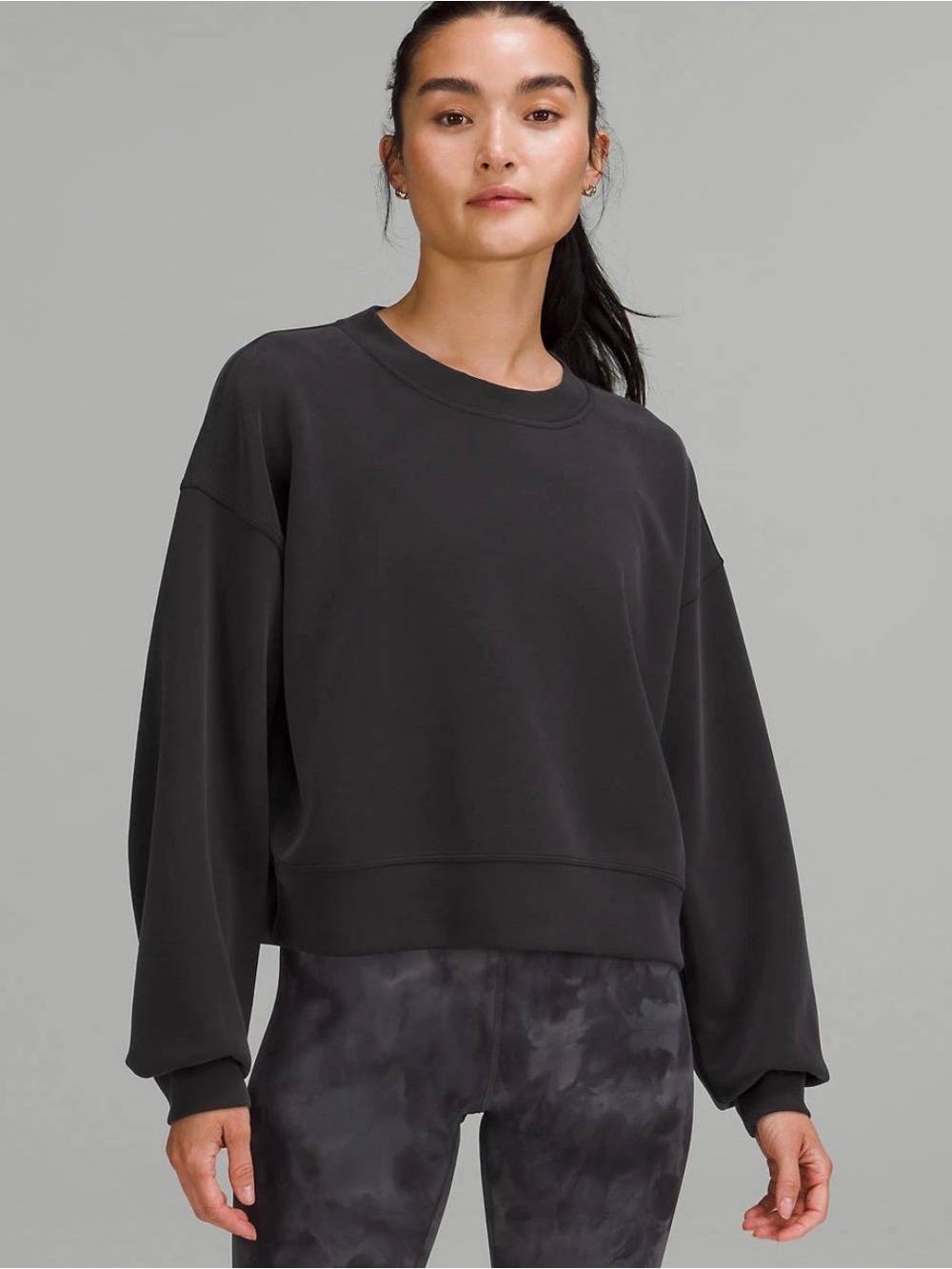 lululemon athletica Men's Charcoal Crewneck Sweatshirt